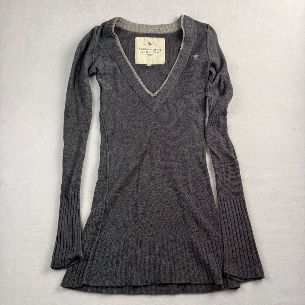 Abercrombie & Fitch Womens XS Gray V-Neck Long Sleeve Knit Sweater Vintage Y2K
